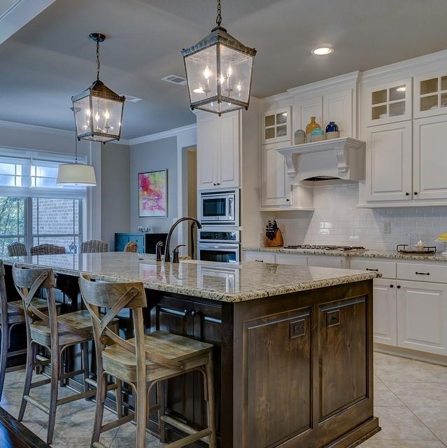 Tailor Fit Your Kitchen Design with Custom Cabinetry