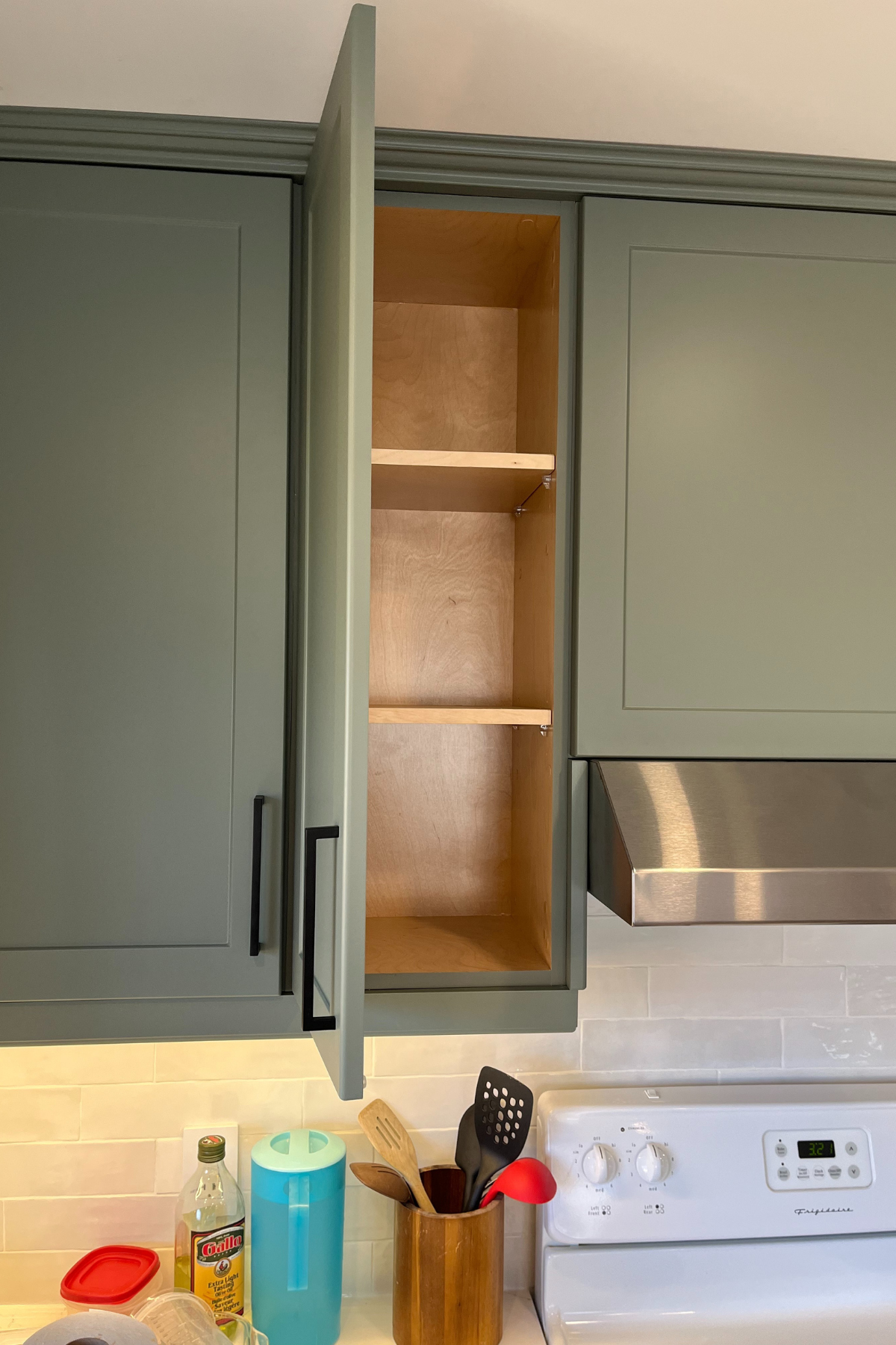 What Is Custom Cabinetry? Definition & Differences